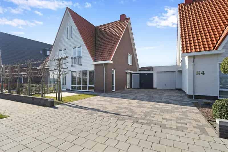 Luxe 2-onder-1-kapwoning Middelburg 4 slaapkamers 17 Zonnepanelen