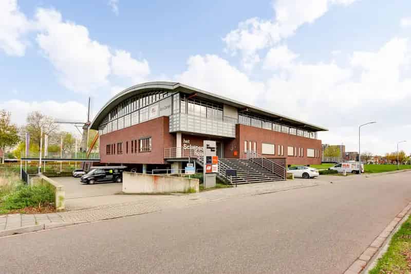 Kantoorruimte te huur Weert 410m² Schepenlaan