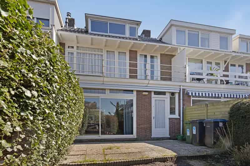 Jaren 30 woning Elsrijk 4 slaapkamers tuin Amsterdam