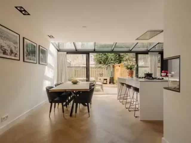 Gerenoveerde Benedenwoning Hoofddorppleinbuurt 85m2