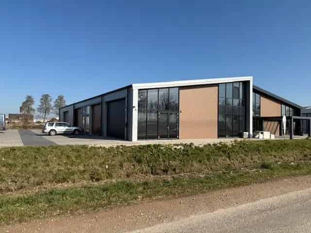 Bedrijfshal Zetten te Huur 129m2 Moderne Unit