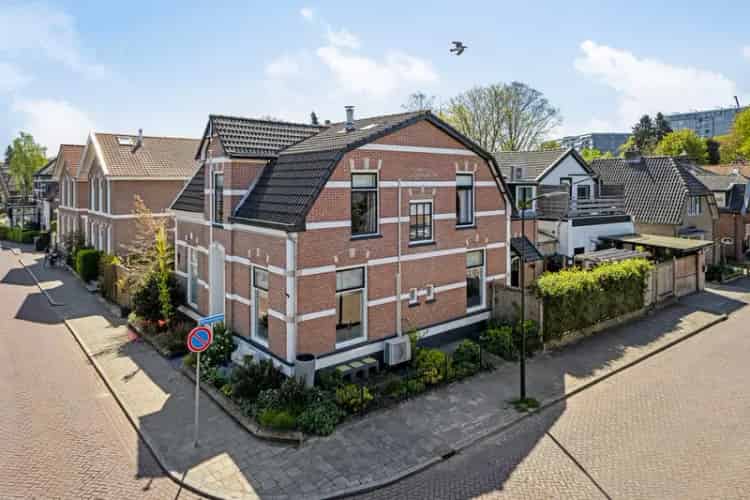 Tweekapper met Zelfstandige Bovenwoning Apeldoorn