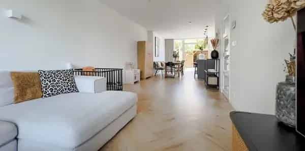 Appartement Te Huur , Haarlem, Noord-Holland