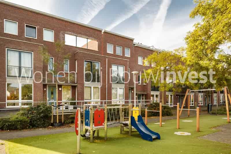 6 Kamer Eengezinswoning Leidsche Rijn 168m2 Tuin Dakterras Parkeerplaats