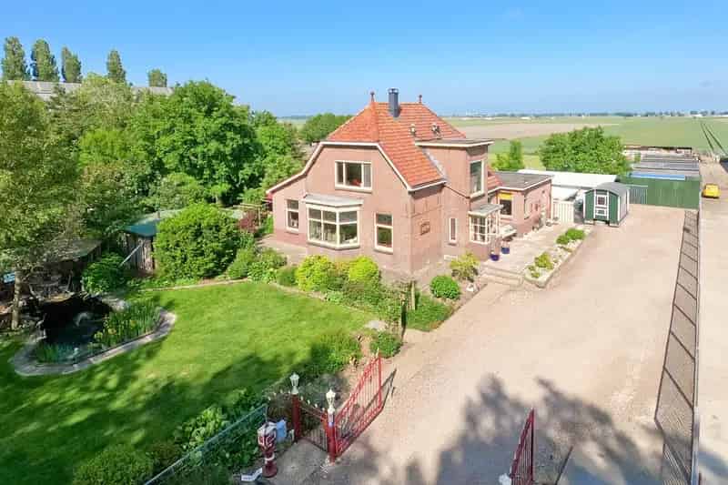 Bedrijfswoning Lijnden 7190m2 Grond Loodsen Opslag Units