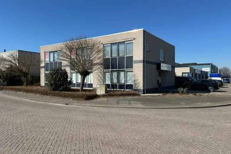 188 m2 Kantoorruimte te Huur Ridderkerk