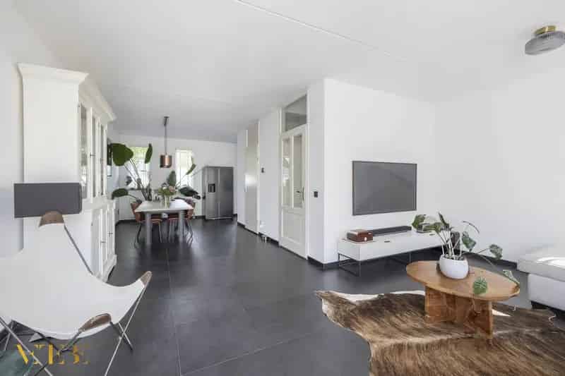Energiezuinige Hoekwoning met Serre en 3 slaapkamers