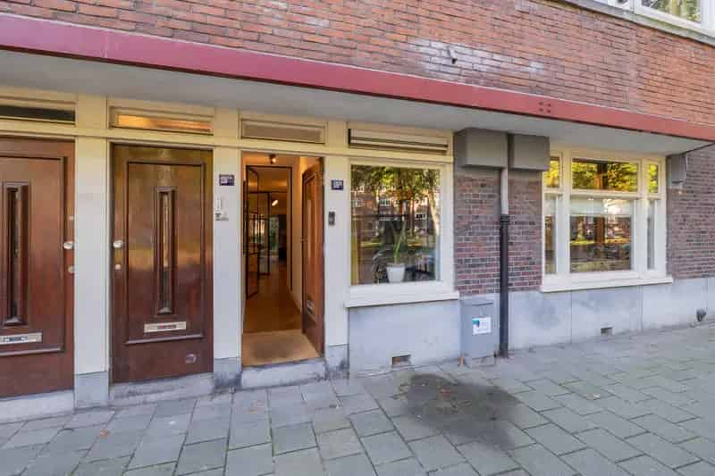 Gerenoveerd Benedenhuis Rivierenbuurt 3 Slaapkamers Tuin