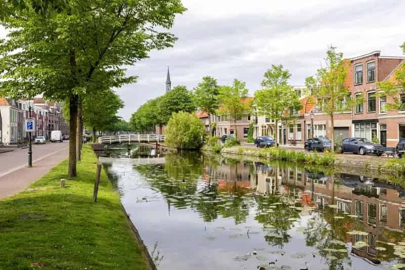 Huis te koop Weesp Oudegracht: Charmante stadswoning met energielabel A+