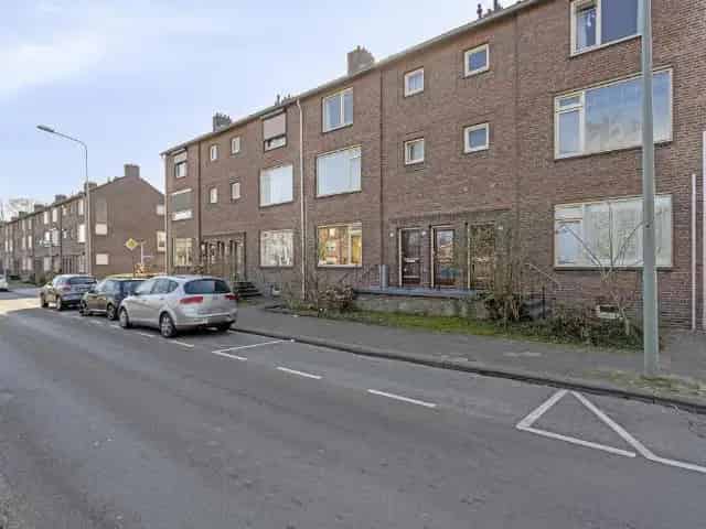 Ruime Maisonette 4 Slaapkamers Maastricht