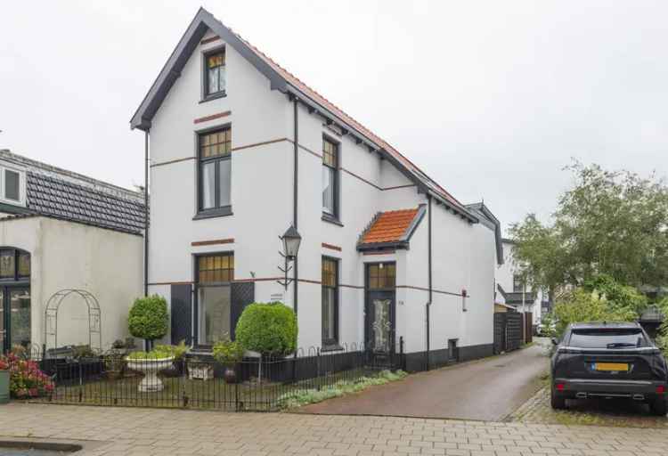 Eengezinswoning Te Koop in Bussum, Noord-Holland