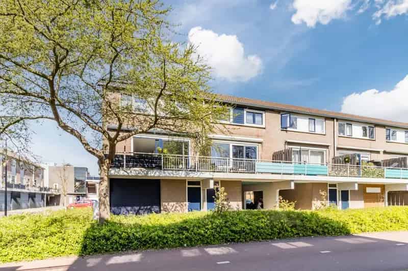 Huis te koop Schiedam: Moderne eengezinswoning met A+++ label