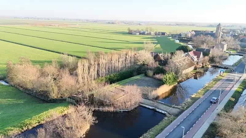 Bouwkavel Braassemermeer: Ruime Kavel voor Droombungalow
