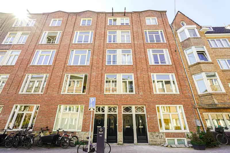 Appartement te koop Amsterdam Oud-West: Familiehuis met dakterras