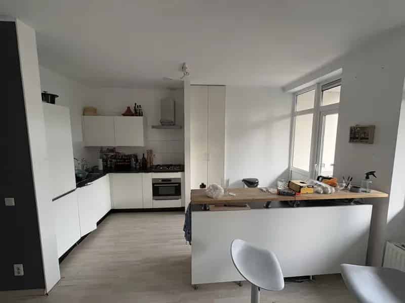 Ruime kamer Rotterdam gezellig huis 3 personen