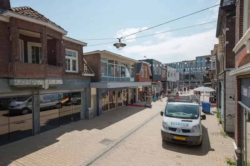 Beleggingspand Assen Oudestraat Verhuurde Winkel en Kamers