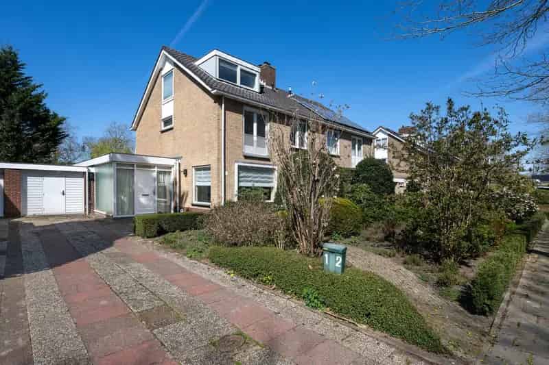 Ruime Tweekapper 5 Slaapkamers Uithoorn Grote Tuin