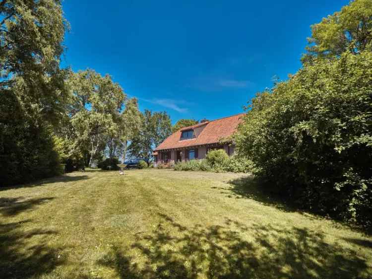 Luxe Landgoed met Paardenfaciliteiten Nabij Randstad