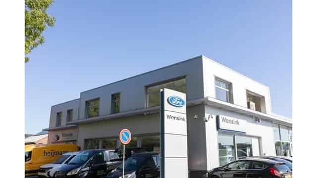 Penthouse Zevenaar 7 Kamers 193m2 te Huur