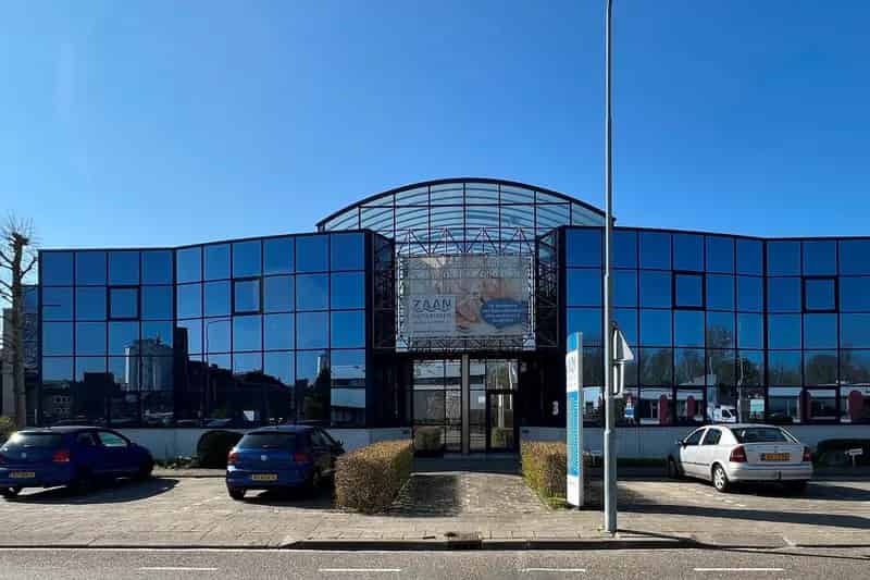 Bedrijfshal Wormer 3100m2 Kantoorruimte Opslag Showroom