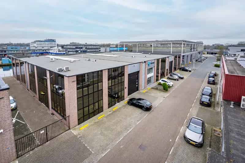 Bedrijfshal Amsterdam te Huur Luchtvaartstraat