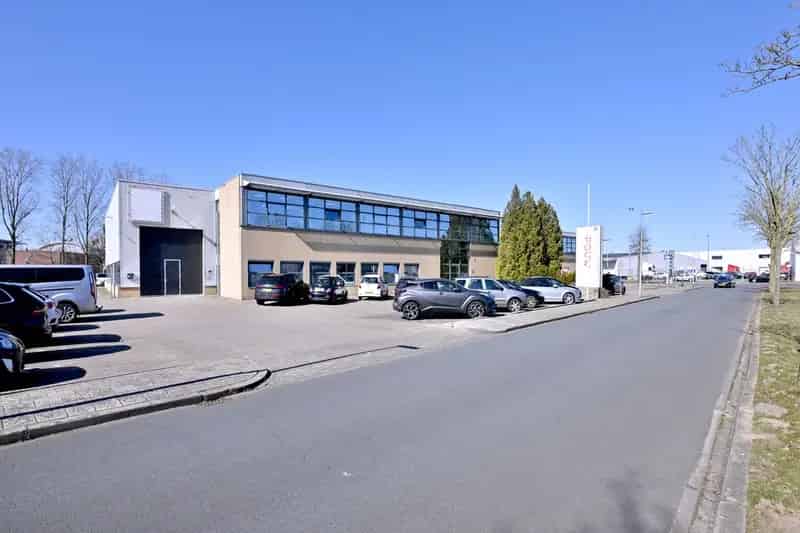 Bedrijfshal te Huur Deventer 511m2