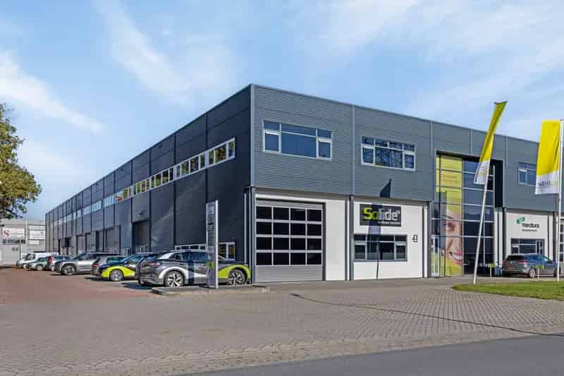 Bedrijfshal Enschede 425m² te Huur Kantoor en Bedrijfsruimte