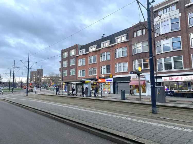 Rotterdam Nieuwe Westen: Gerenoveerde 3 kamer woning voor student