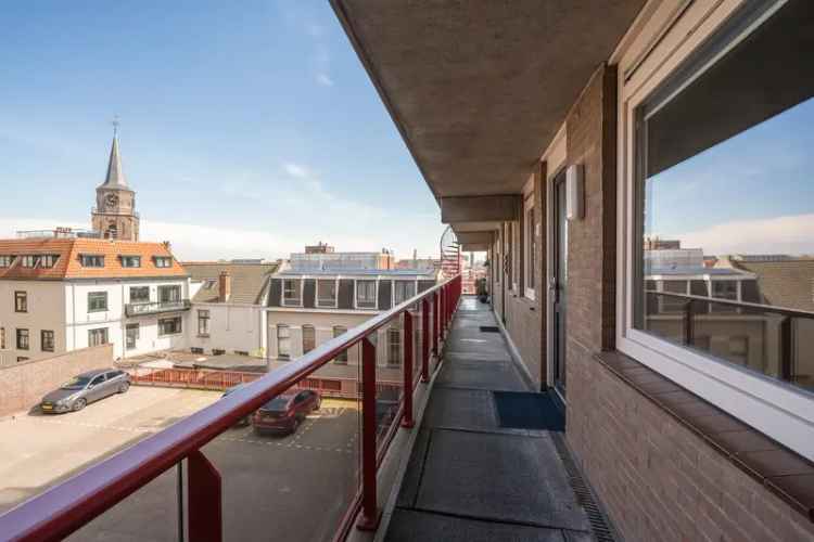 Appartement te koop Scheveningen: 2 slaapkamers, zeezicht, energielabel B