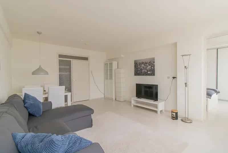 Modern Appartement Amstelveen 76m2 2 slaapkamers Balkon