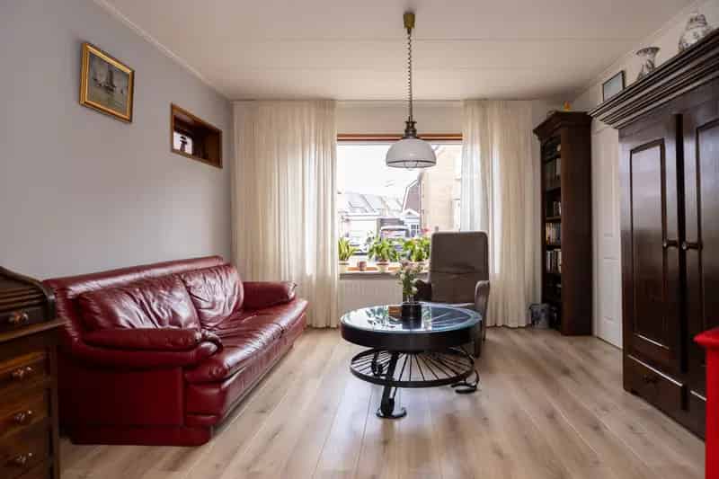 Vrijstaand huis Den Oever Centrum Ruime Tuin 3 slaapkamers