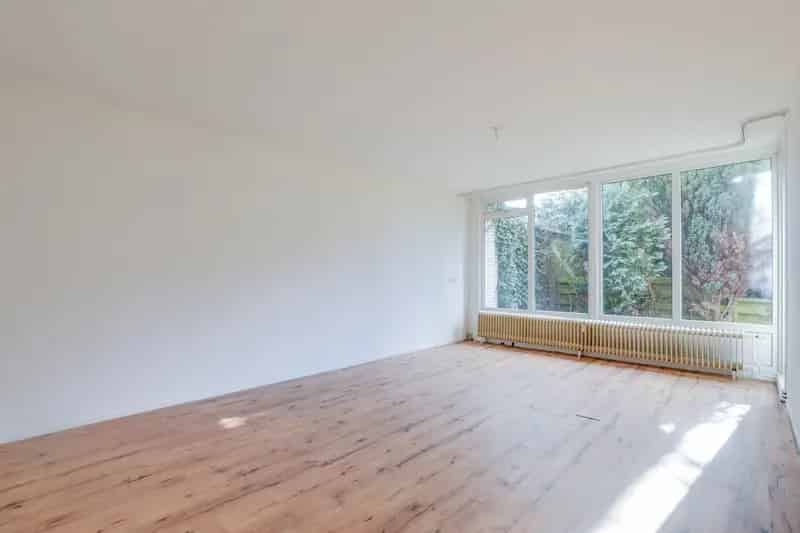 Appartement te koop Driebergen: Moderne starterswoning met tuin