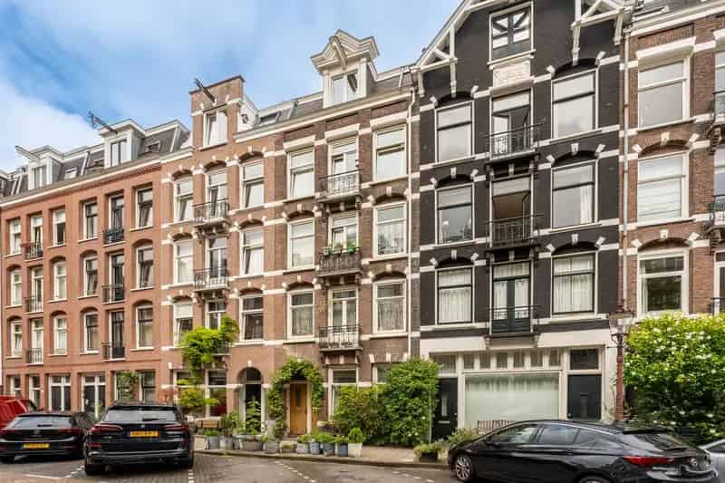 Amsterdam Oud-West: Sfeervolle Benedenwoning met Tuin