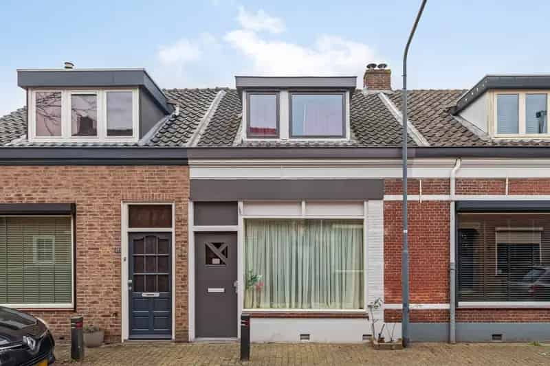 Tussenwoning Oosterhout Centrum 2 slaapkamers Ruime tuin