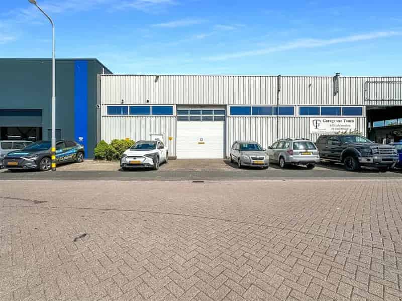 Bedrijfshal Heemskerk 450m² te huur