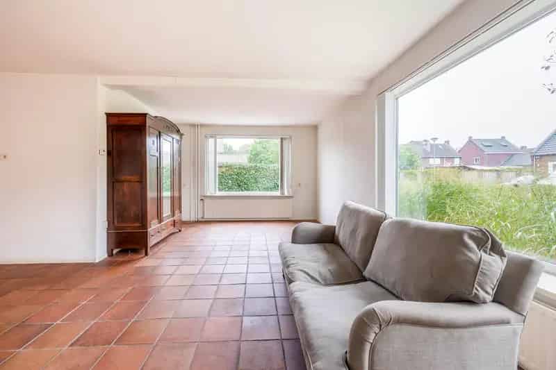 2-onder-1-kapwoning Reuver 3 slaapkamers grote garage