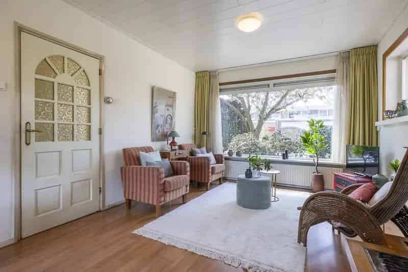 Tweekapper Heemskerk Grote Garage Vier Slaapkamers