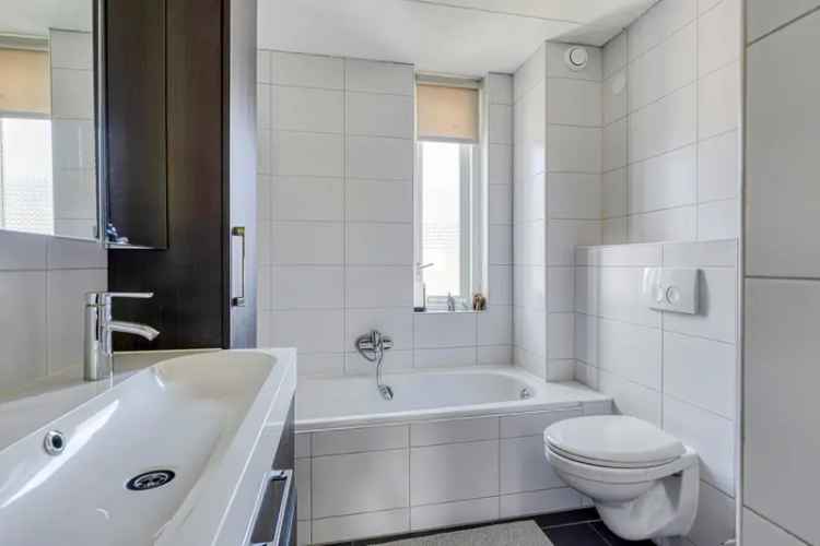 Ruime eengezinswoning Heer Oudelands Ambacht 3 slaapkamers