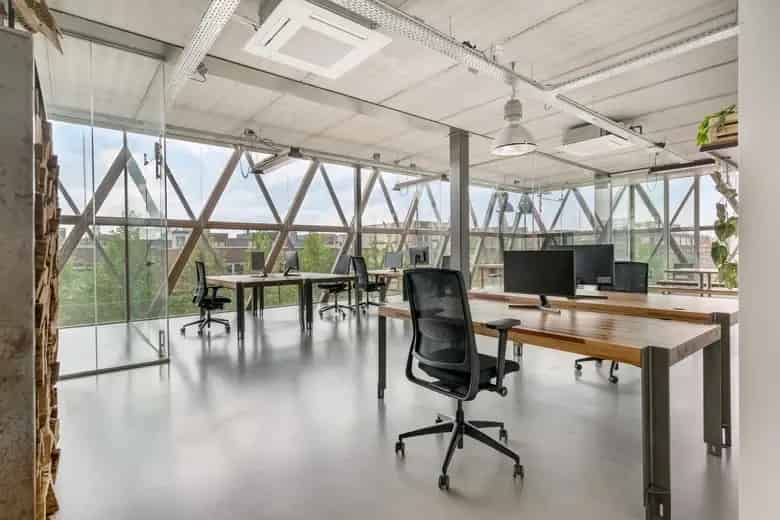 165 m2 Kantoorruimte Amsterdam te Koop