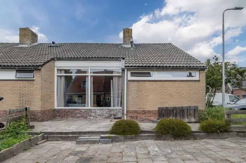 Hoekwoning Arum Aan Het Water Moderne Voorzieningen 3 Slaapkamers