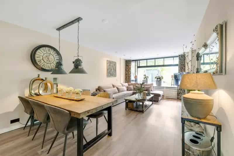 Appartement te koop Schiedam Chopinplein Ruim dakterras 3 slaapkamers