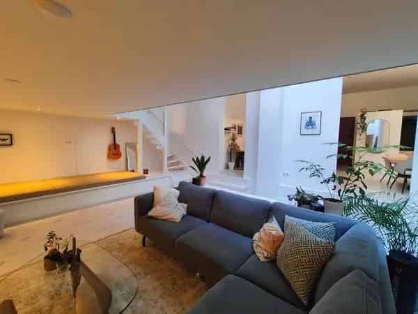 Appartement 112m2 1 slaapkamer Vide Beschikbaar 1 april 2025
