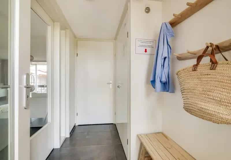 Watervilla Bergumermeer 6 slaapkamers 3 badkamers luxe