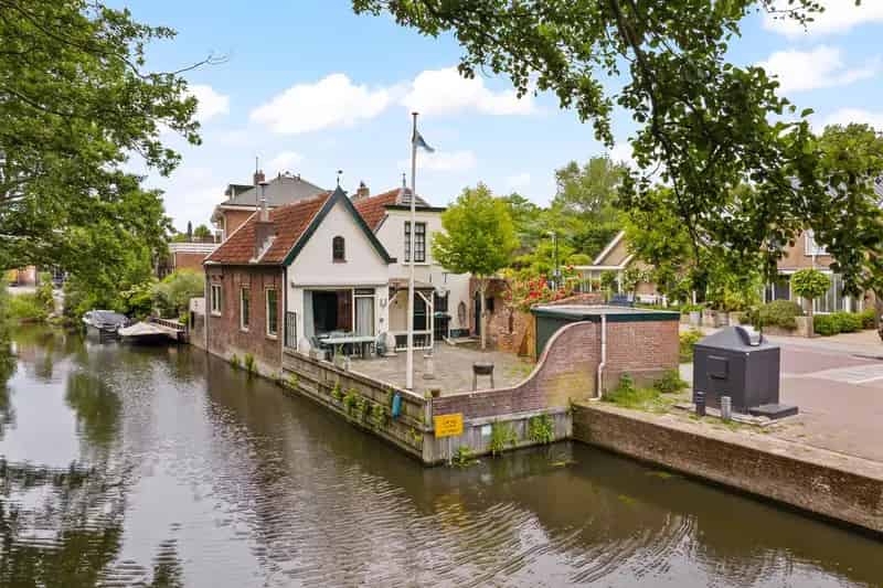 Karakteristieke Woning Aan Vaarwater Noordwijk Binnen