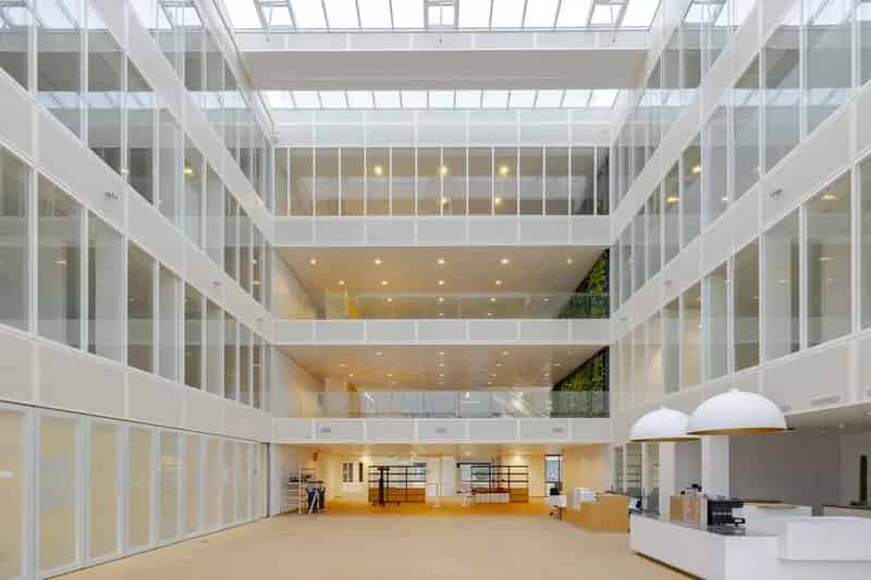 Kantoorruimte te huur Hoofddorp nabij Schiphol 5028m²