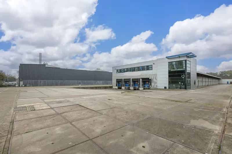 Bedrijfshal Amsterdam Westpoort te Huur 3049m²