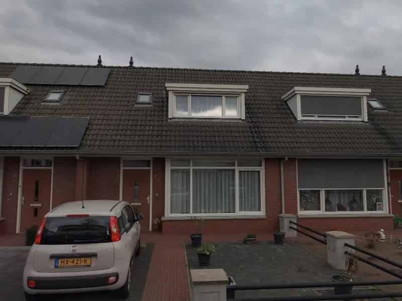 Seniorenwoning begane grond slaapkamer badkamer parkeerplaats