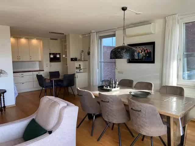 Portiekflat Stramproy 89m2 3 Kamers Huur 1400
