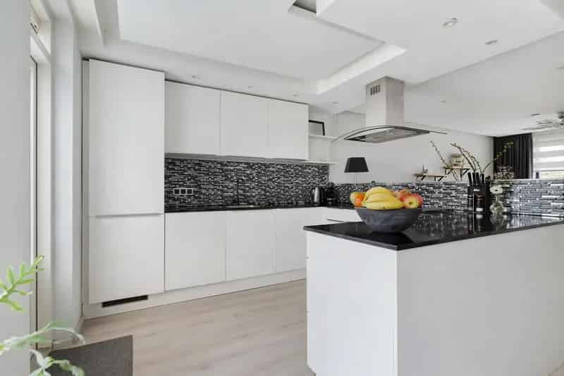 4 Slaapkamers Tussenwoning Molenvliet Moderne Keuken Veranda