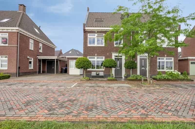 Tweekapper Middelharnis Ed Hoornikpad Ruime Tuin Garage 4 slaapkamers